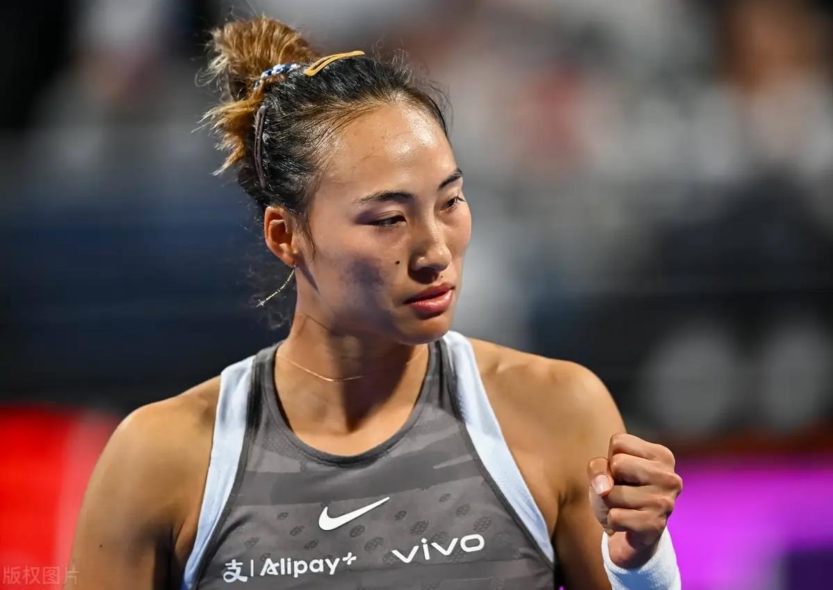 爱游戏入口-德罗巴重返赛场，锐不可当首场状态出色，切尔西观众沸腾！引发球迷热议(德国爆冷战胜美国闯入世界杯决赛)