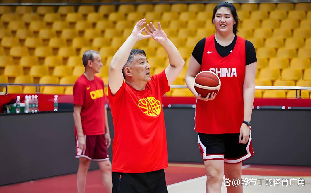 AYX爱游戏中国-集结日CBA常规赛传出新动向，尼斯主帅复盘，管理层表态——更衣室稳定，医务组通报恢复(手机不能开机怎么连接电脑把数据传出)