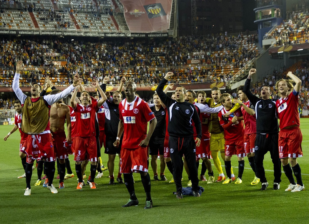 爱游戏手机版-包含瓦伦西亚发布备战花絮，清晨伤情更新，欧联任务艰巨，年轻球员得到机会的词条